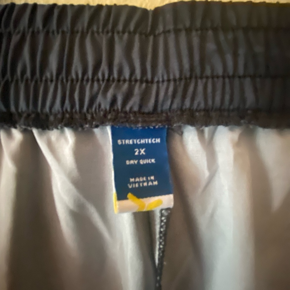 Old Navy workout pants - Picture 3 of 5
